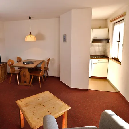 Apartment 10 - Ferienresidenz Roseneck, Mit Schwimmbad In Bei Feldberg Todtnauberg