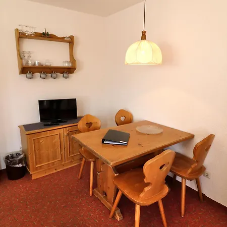 10 - Ferienresidenz Roseneck, Mit Schwimmbad In Bei Feldberg Daire Todtnauberg